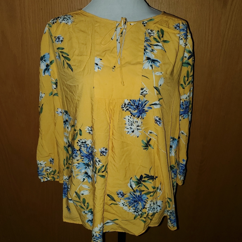 Yellow floral top